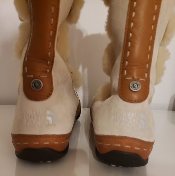 NorthFace Primaloft 200 Insulation Suede Leather Trim Floral Fur Lace Up W9 NWOT - Picture 4 of 12